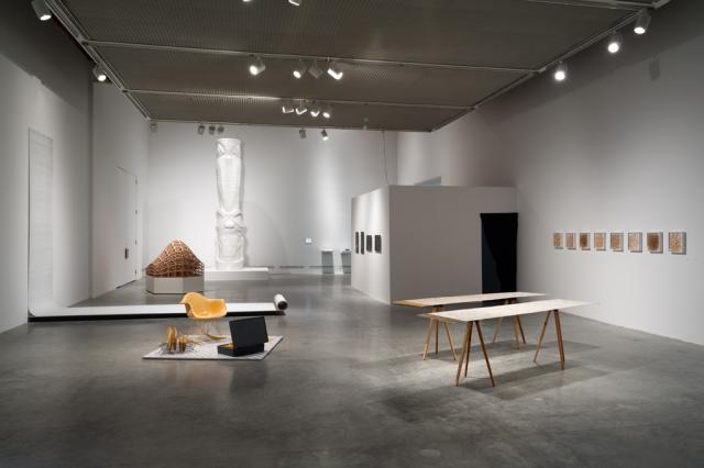 Wide view of the gallery coming in from the first entrance. 