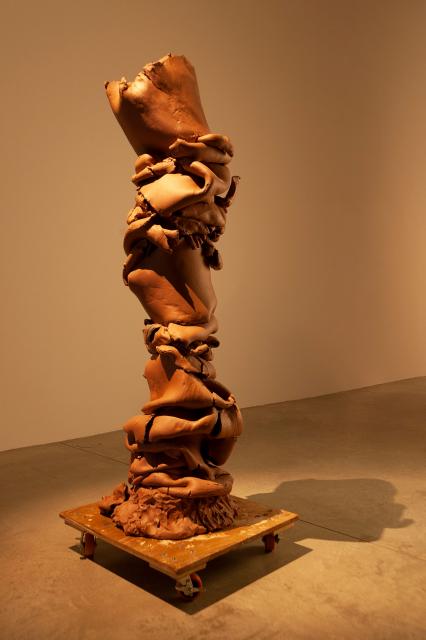 Tomo Ingalls. Body Body Body, 2021. Raw clay. Photo Credit Leia Guo. 