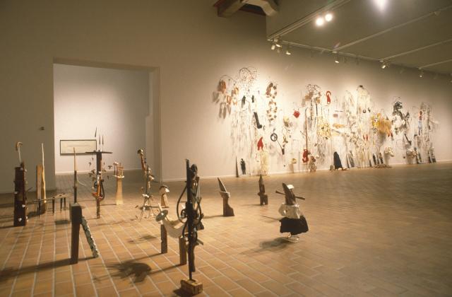  Serge Murphy, installation view, 1997.